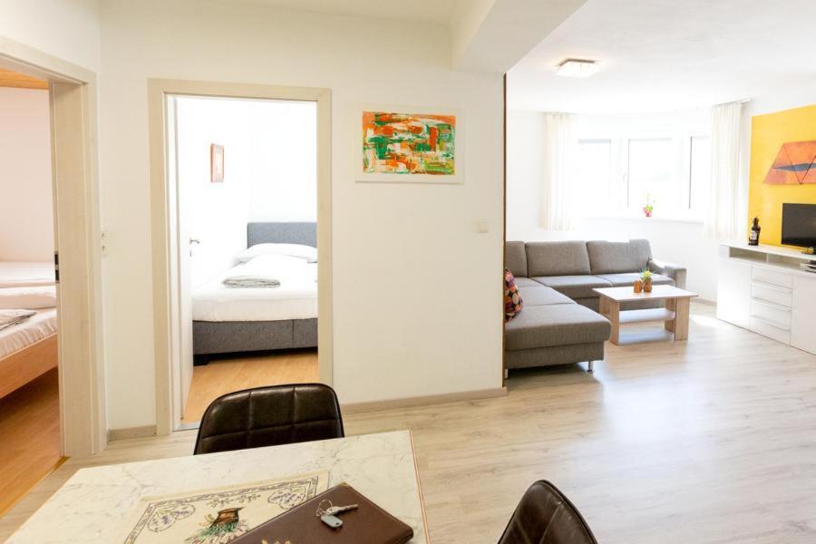 Appartements Fam. Gleinser Mirella نيوستيف ام ستوبيتا المظهر الخارجي الصورة